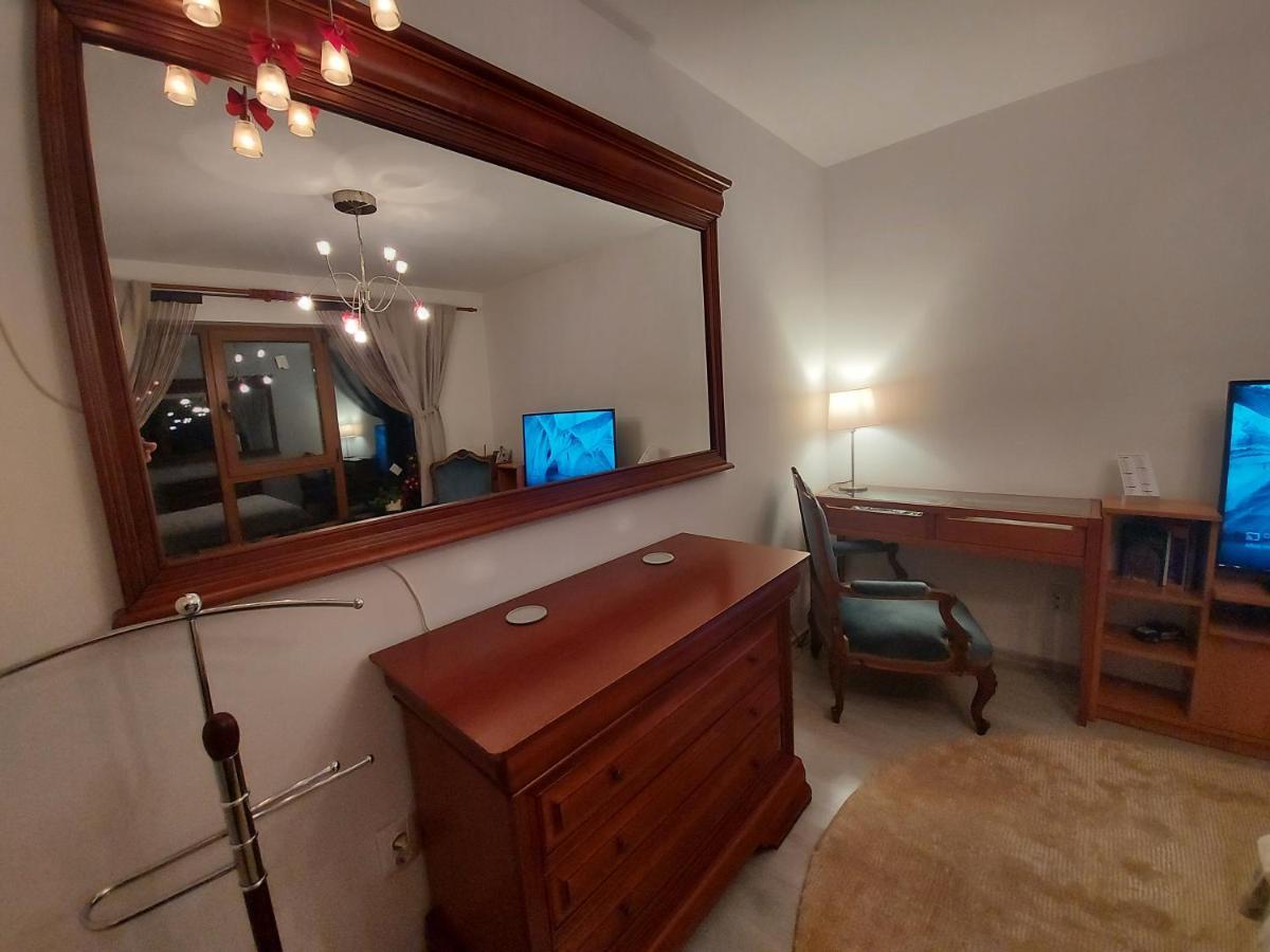 Kalinderu Skier's Bellevue Apartment Busteni
